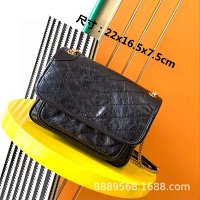 Gucci Gg Marmont / Horsebit 1955 / Mini Padlock / Chevron Quilted Handbags T-Shirt