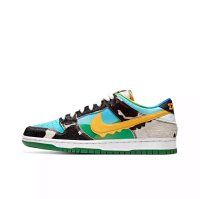 Nike Travis Scott X Nike Dunk Sb Low Sneakers
